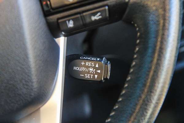 2019 Toyota Hilux SR5 GUN126R 4X4