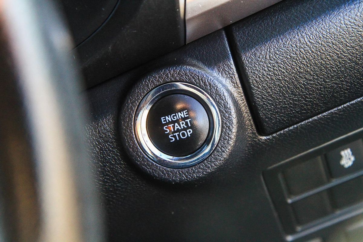 2019 Toyota Hilux SR5 GUN126R 4X4