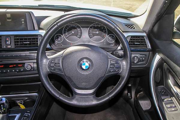 2013 BMW 3 Series 316i F30