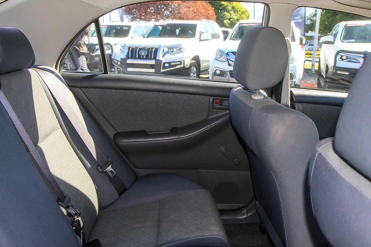 2004 Toyota Corolla Ascent ZZE122R