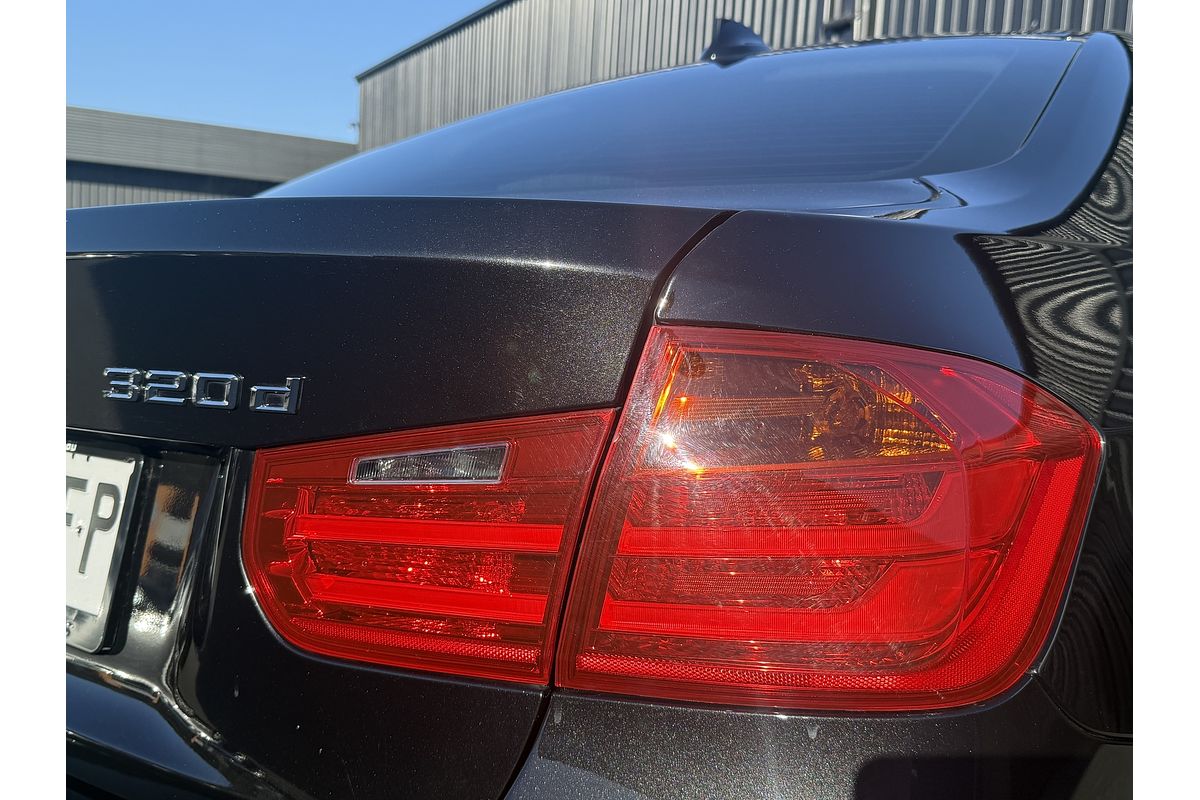 2013 BMW 320d Sport Line F30 MY14