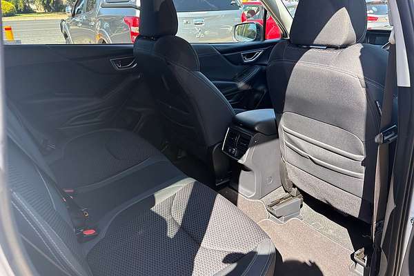 2019 Subaru Forester 2.5i Premium S5