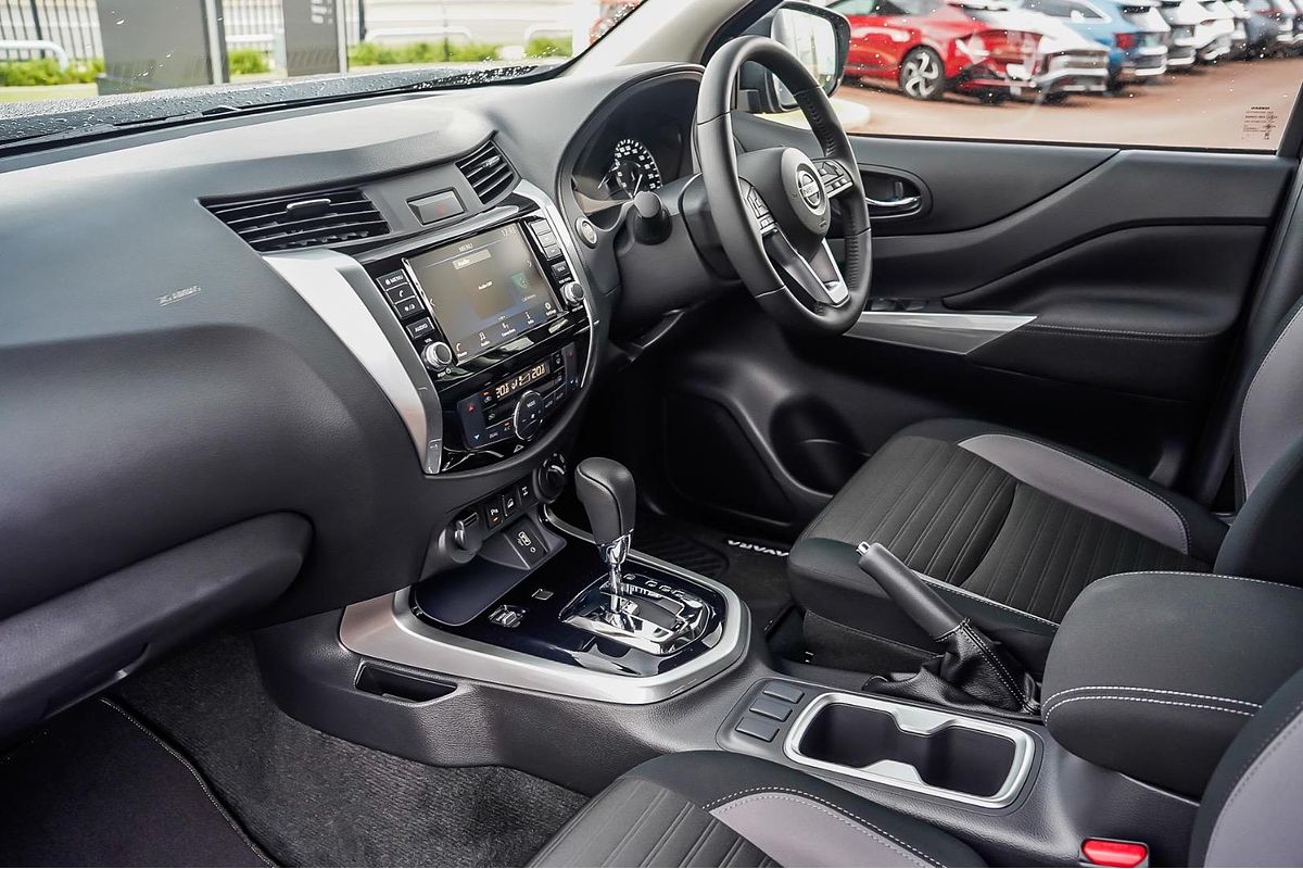 2024 Nissan Navara ST-X D23 4X4