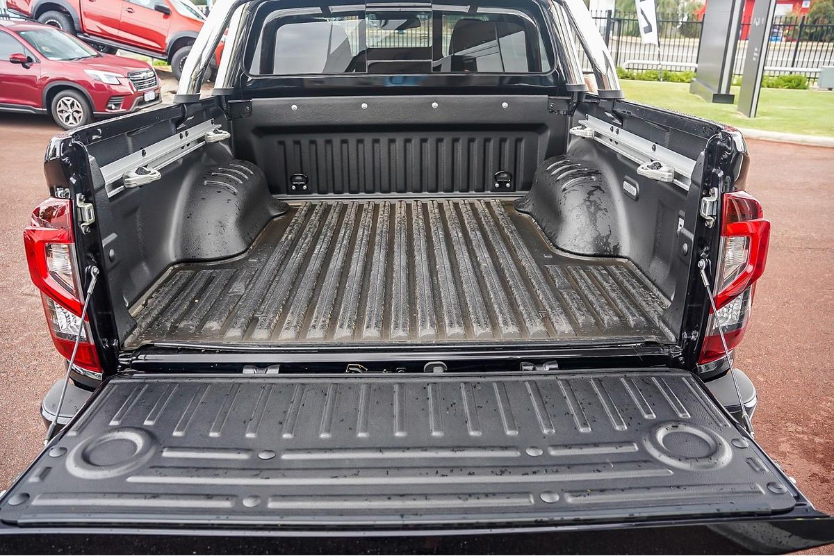 2024 Nissan Navara ST-X D23 4X4