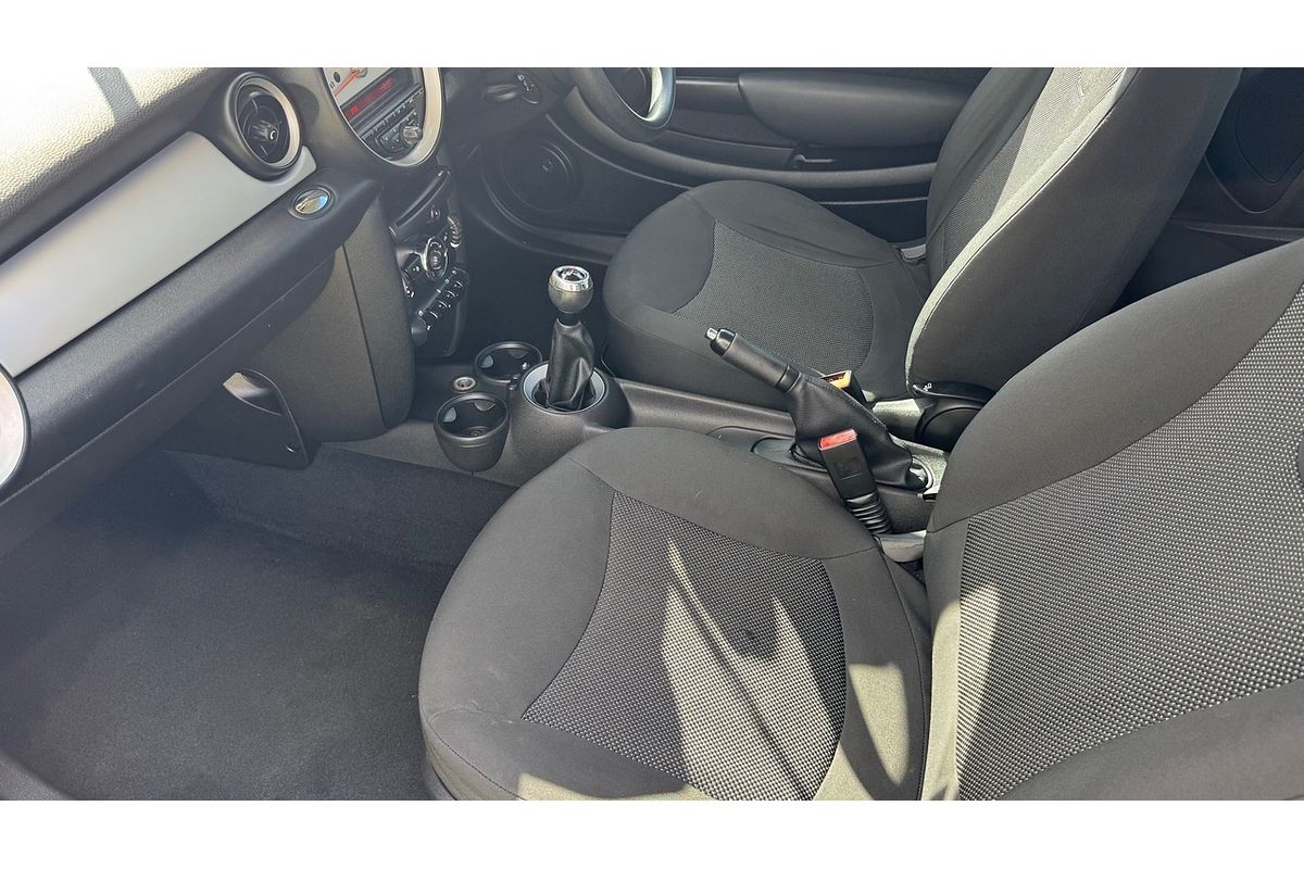 2011 MINI Cooper Ray R56 MY12