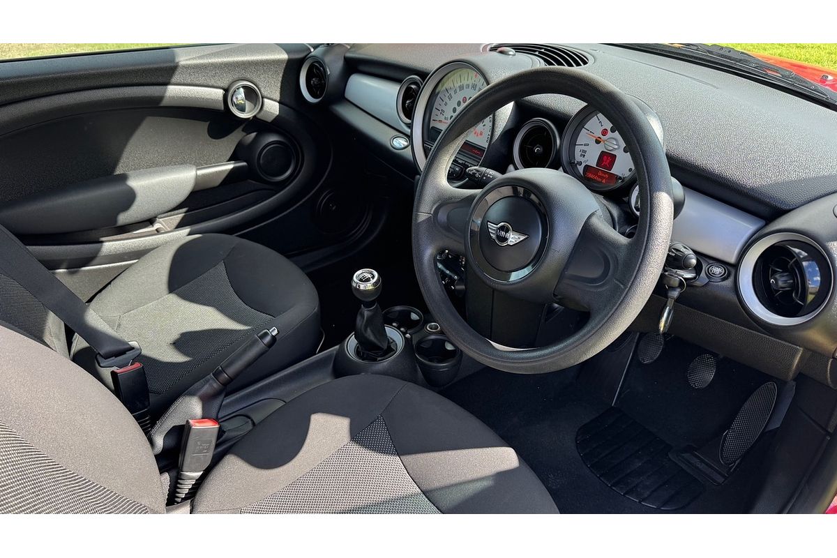 2011 MINI Cooper Ray R56 MY12