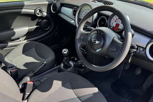 2011 MINI Cooper Ray R56 MY12