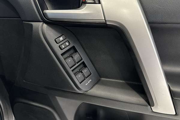 2023 Toyota Landcruiser Prado VX GDJ150R
