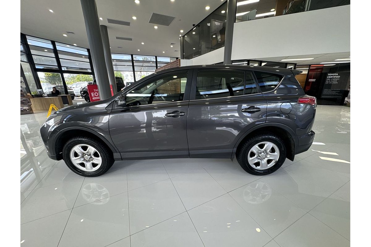2018 Toyota RAV4 GX ZSA42R