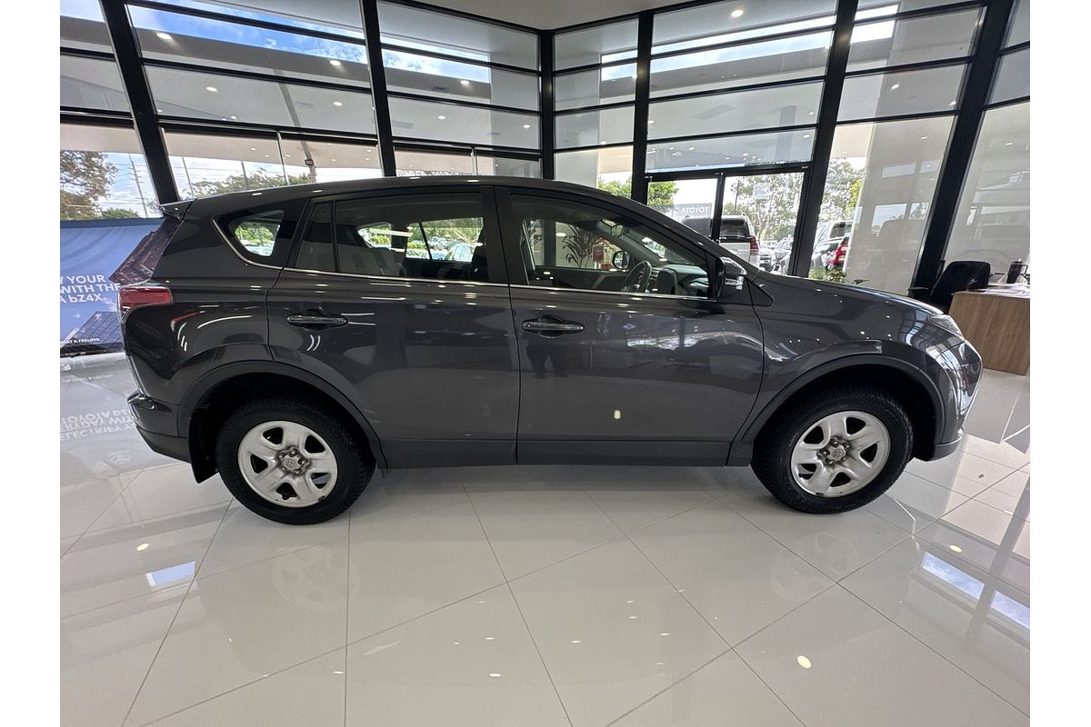 2018 Toyota RAV4 GX ZSA42R