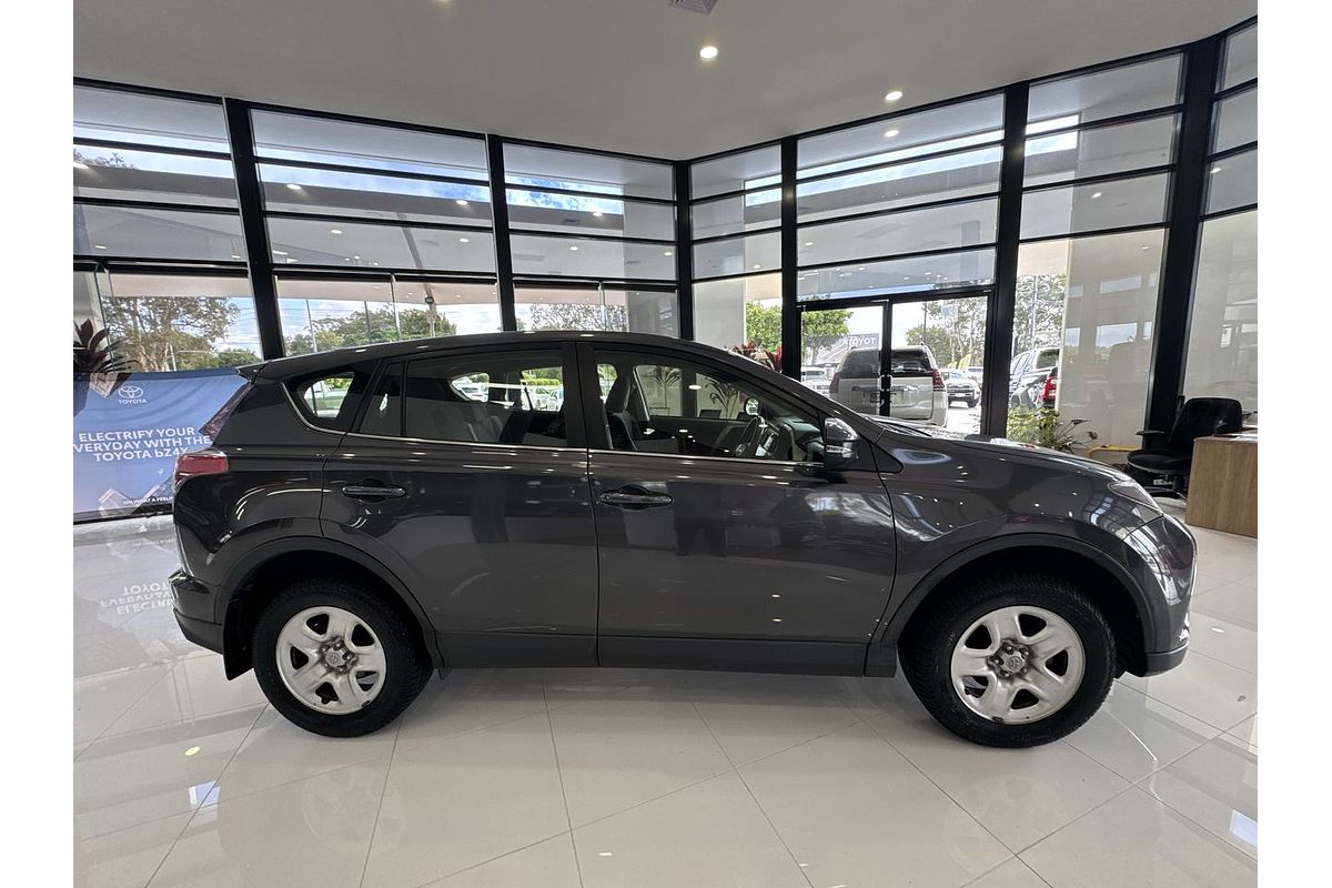 2018 Toyota RAV4 GX ZSA42R