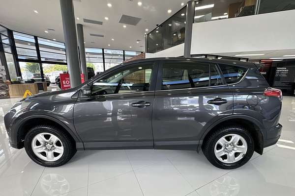 2018 Toyota RAV4 GX ZSA42R