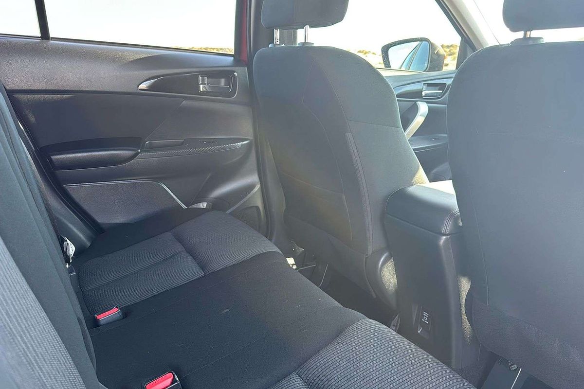 2022 Mitsubishi Eclipse Cross LS YB