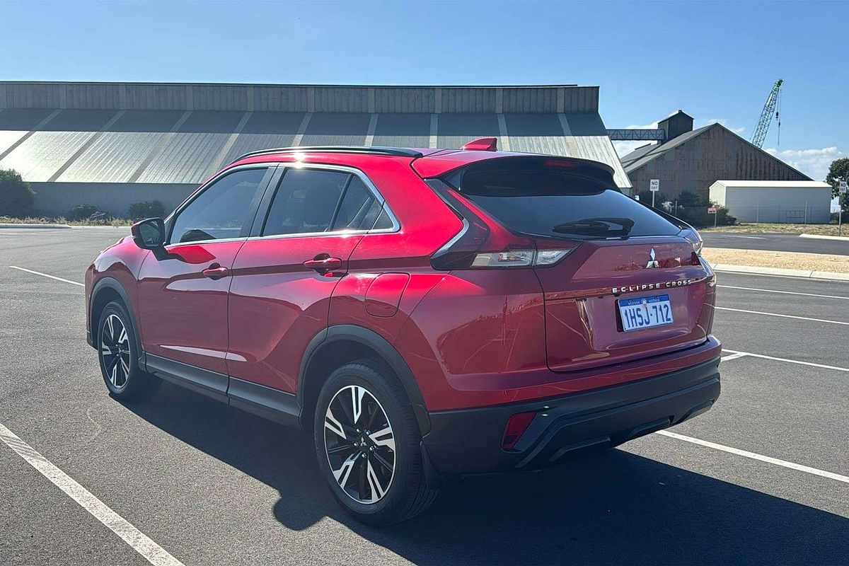 2022 Mitsubishi Eclipse Cross LS YB