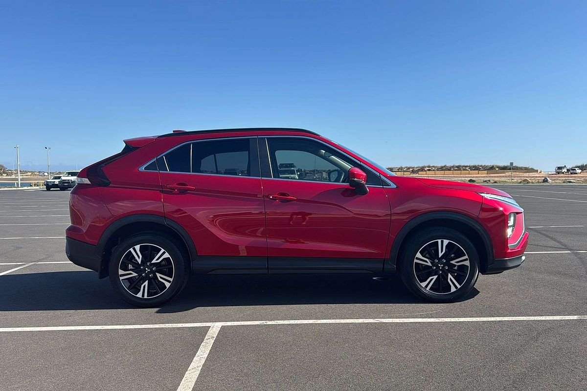2022 Mitsubishi Eclipse Cross LS YB