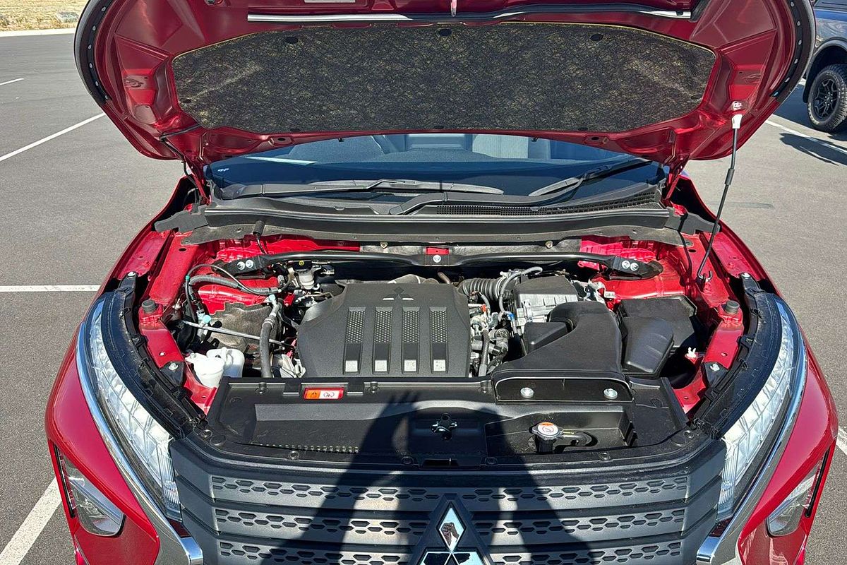 2022 Mitsubishi Eclipse Cross LS YB
