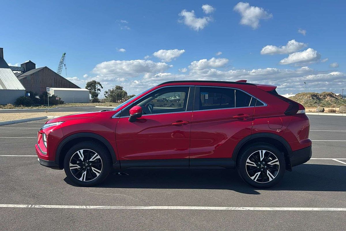 2022 Mitsubishi Eclipse Cross LS YB