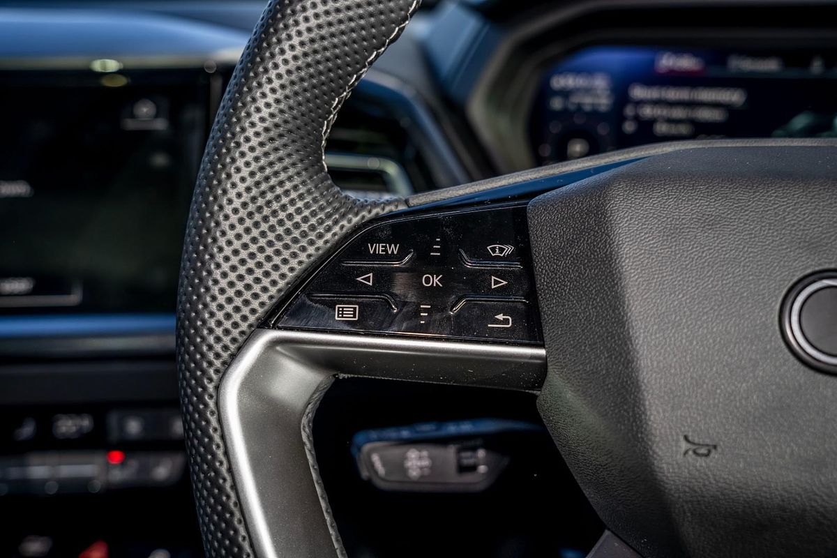 2024 Audi Q4 e-tron 55 F4