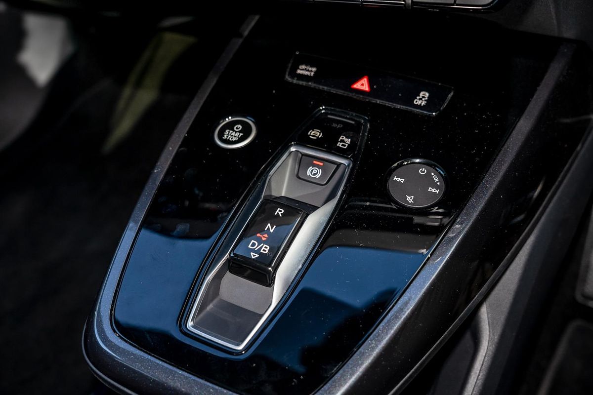 2024 Audi Q4 e-tron 55 F4