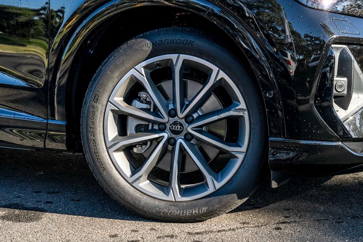 2024 Audi Q4 e-tron 55 F4