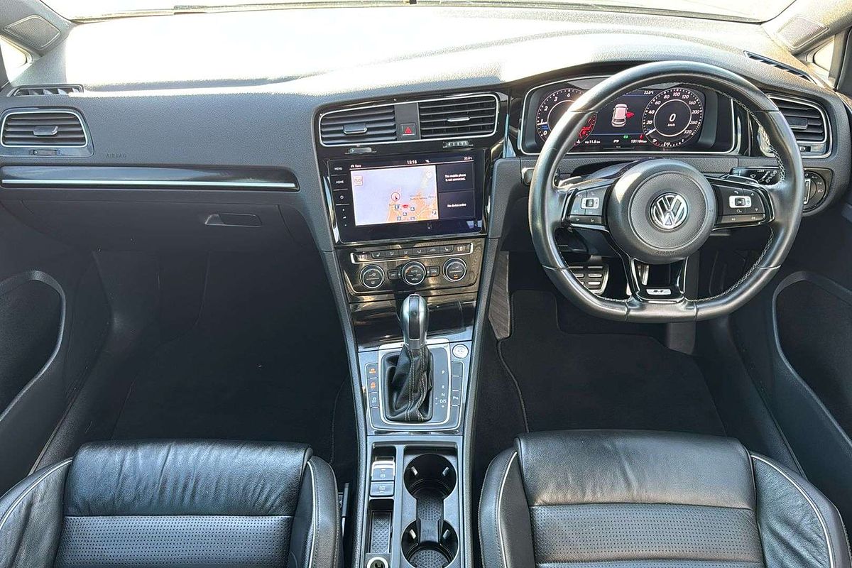 2017 Volkswagen Golf R 7.5
