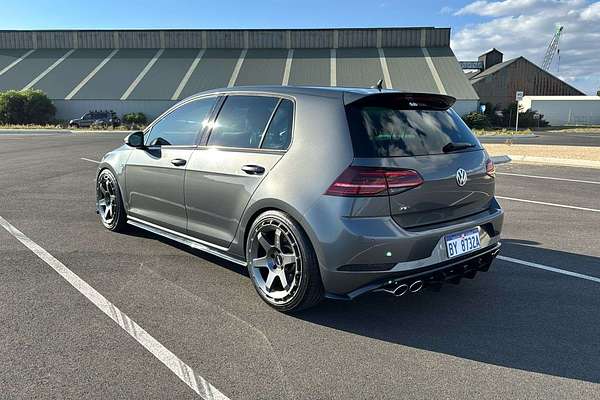 2017 Volkswagen Golf R 7.5
