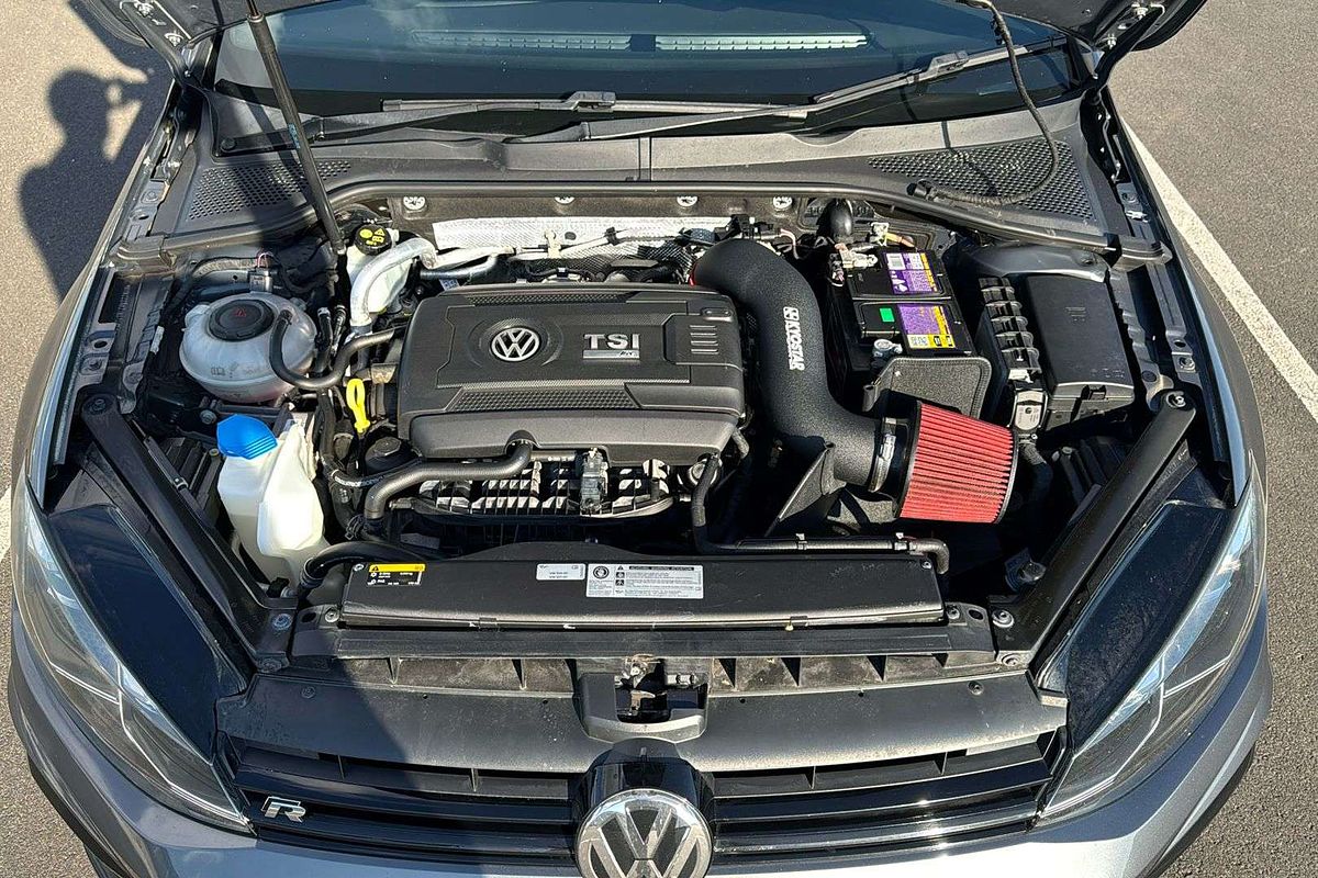 2017 Volkswagen Golf R 7.5