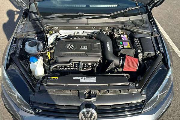 2017 Volkswagen Golf R 7.5