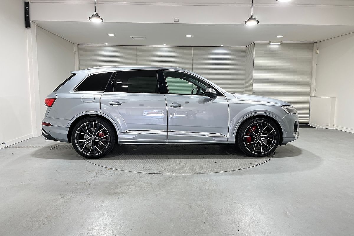 2024 Audi SQ7 TFSI 4M