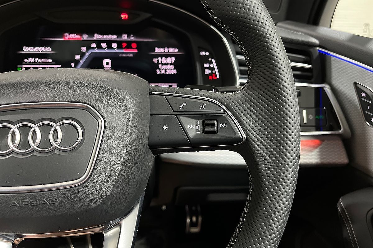 2024 Audi SQ7 TFSI 4M
