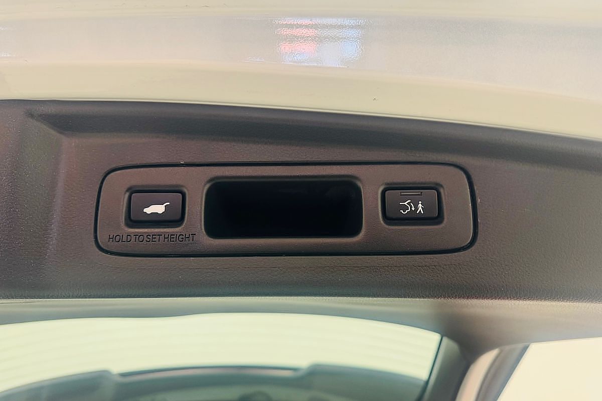 2023 Honda CR-V VTi X RW
