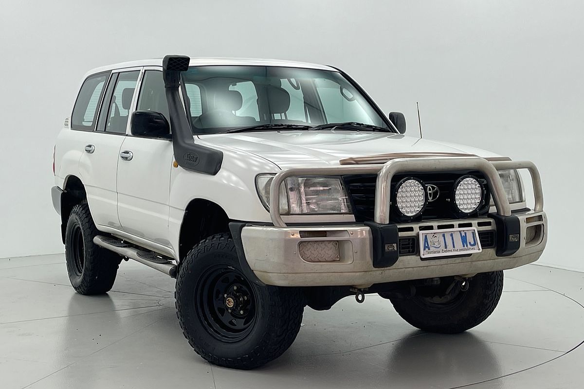 2002 Toyota Landcruiser Standard HZJ105R