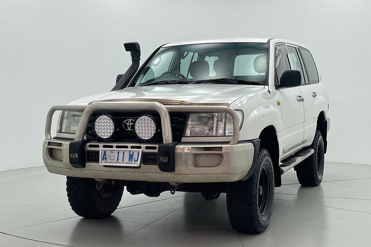 2002 Toyota Landcruiser Standard HZJ105R