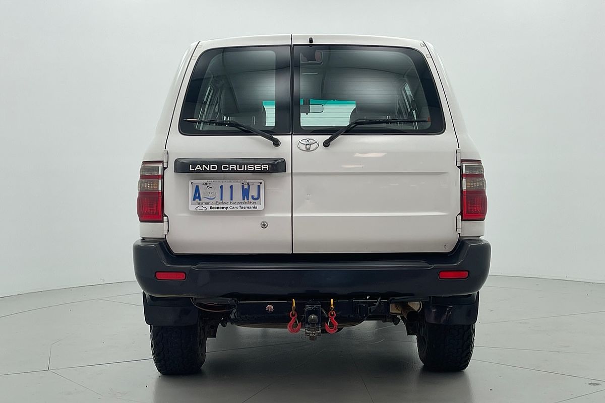 2002 Toyota Landcruiser Standard HZJ105R
