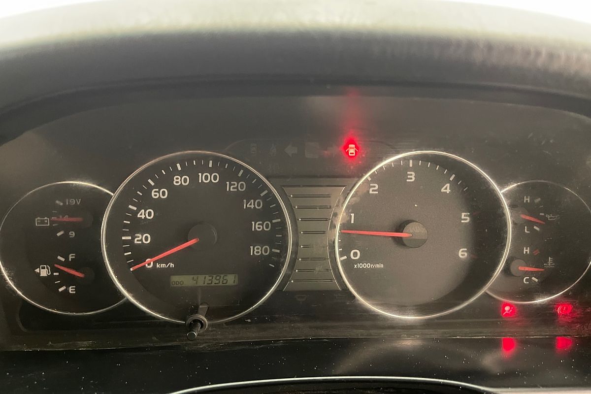 2002 Toyota Landcruiser Standard HZJ105R