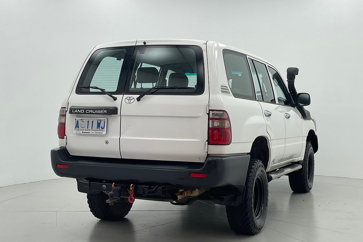 2002 Toyota Landcruiser Standard HZJ105R