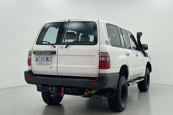 2002 Toyota Landcruiser Standard HZJ105R