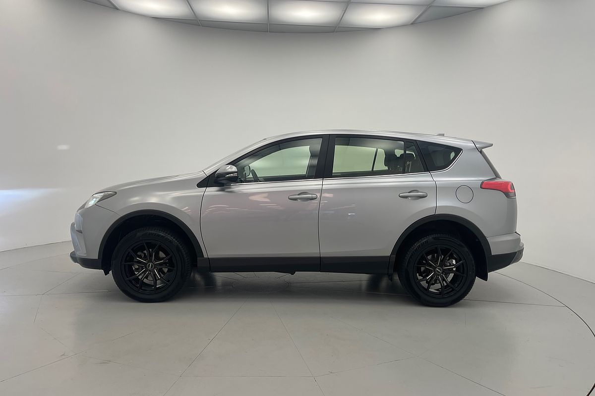 2018 Toyota RAV4 GX ASA44R