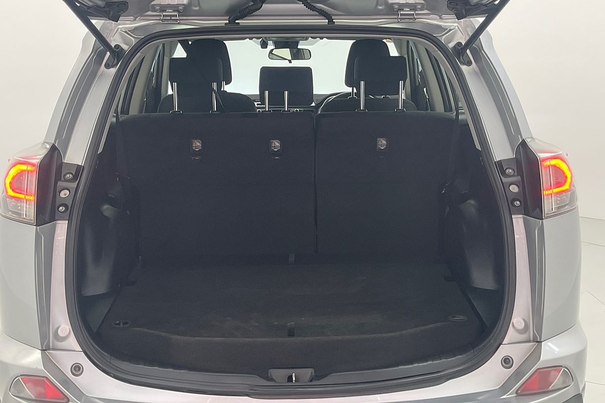 2018 Toyota RAV4 GX ASA44R