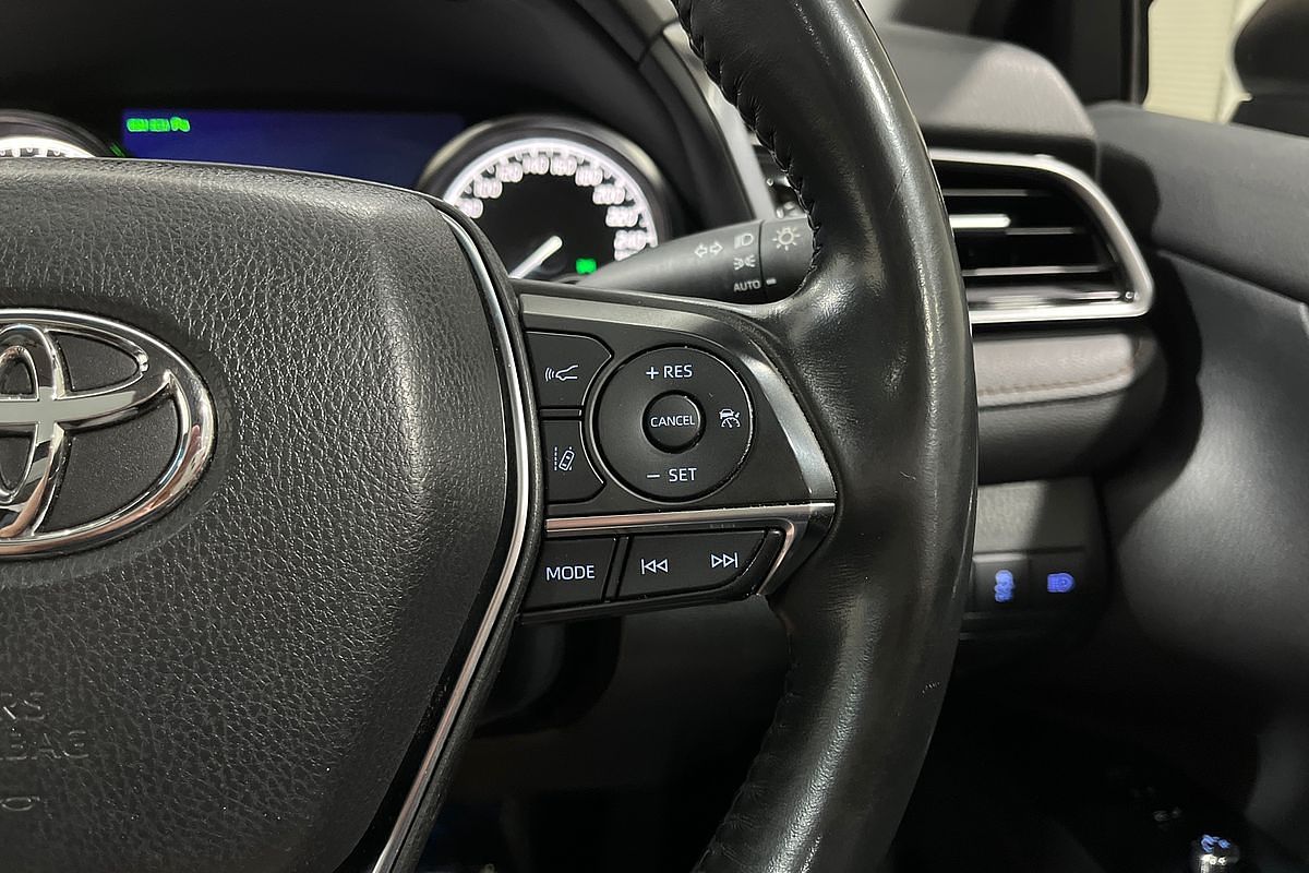 2019 Toyota Camry SL GSV70R