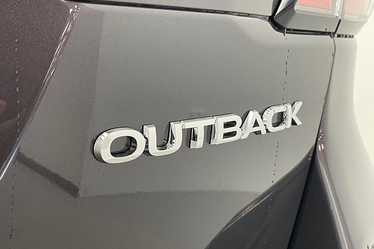 MY24 Subaru Outback Touring AWD Wagon (BT9DKEL)