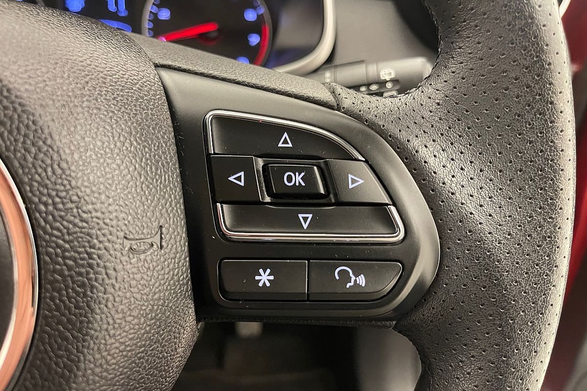 2020 MG ZS Essence AZS1