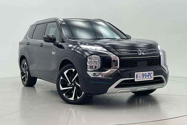 2022 Mitsubishi Outlander PHEV Exceed Tourer ZM