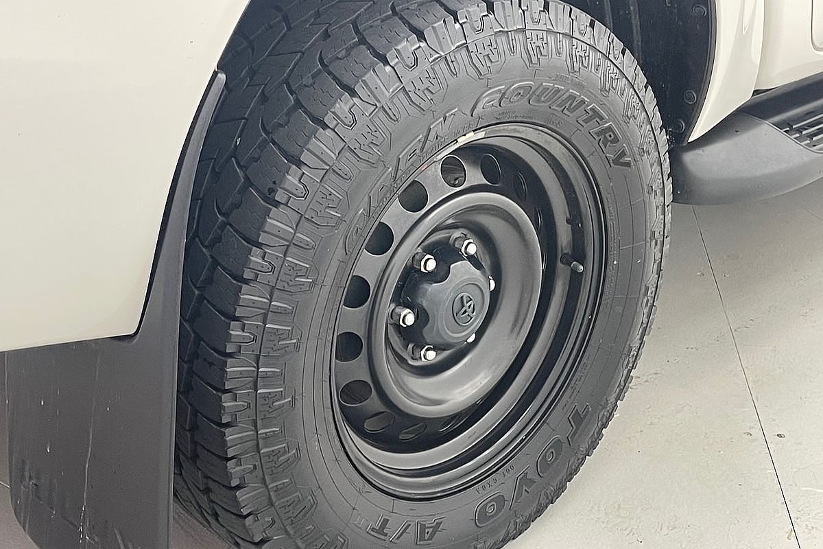 2021 Toyota Hilux SR GUN126R 4X4