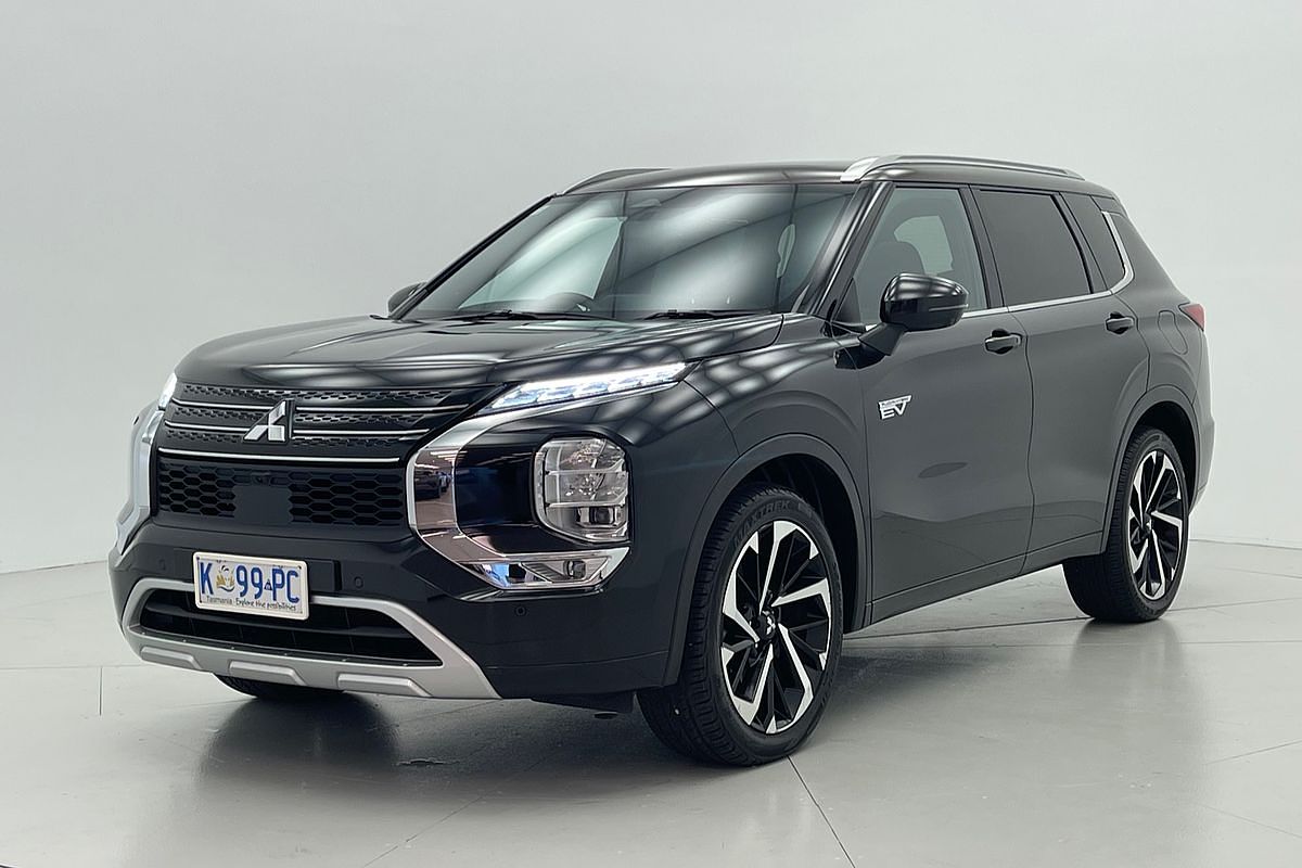 2022 Mitsubishi Outlander PHEV Exceed Tourer ZM