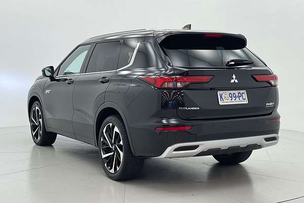 2022 Mitsubishi Outlander PHEV Exceed Tourer ZM