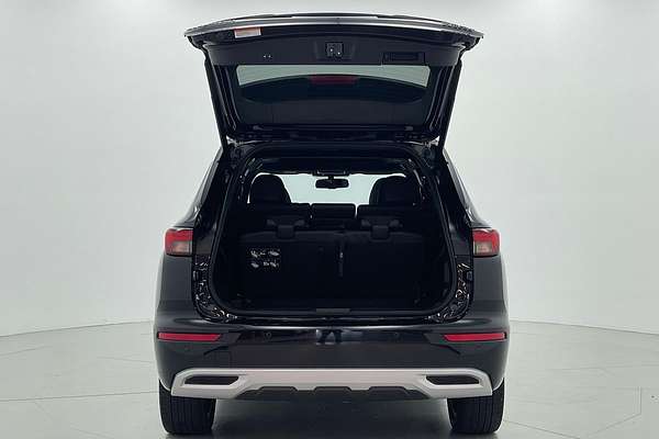 2022 Mitsubishi Outlander PHEV Exceed Tourer ZM