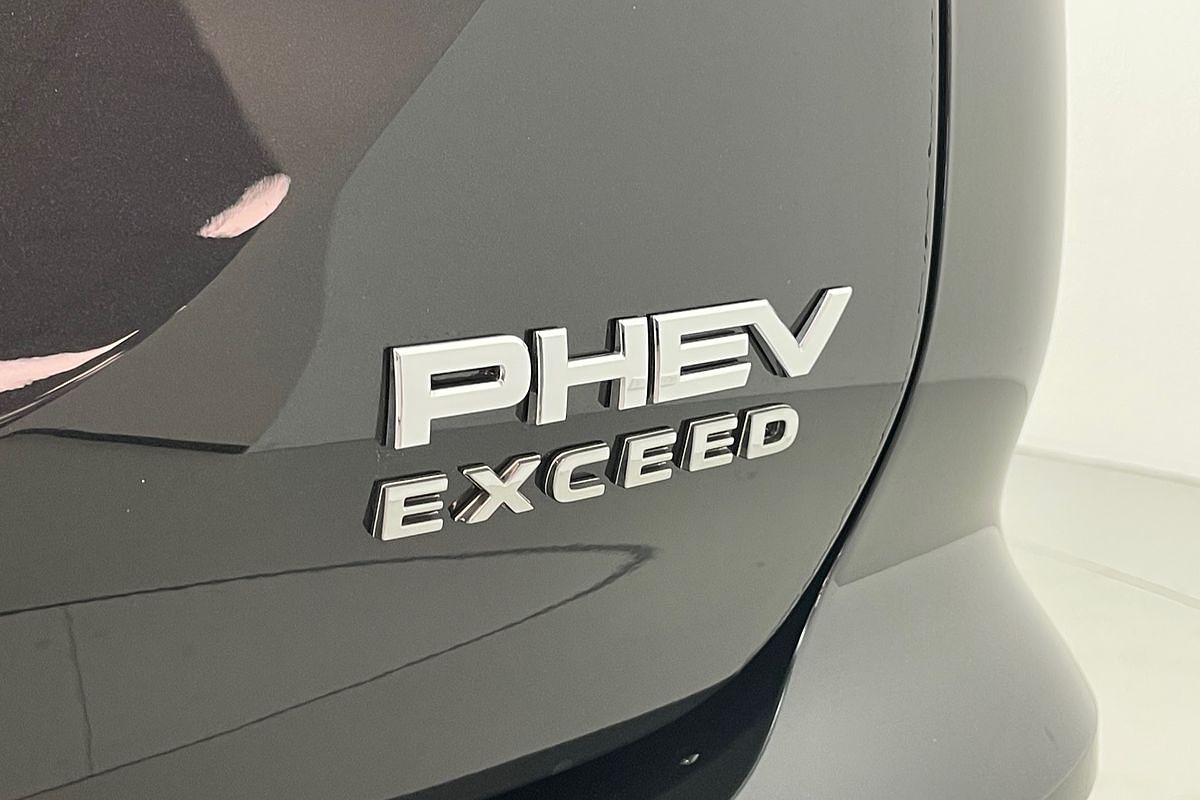 2022 Mitsubishi Outlander PHEV Exceed Tourer ZM
