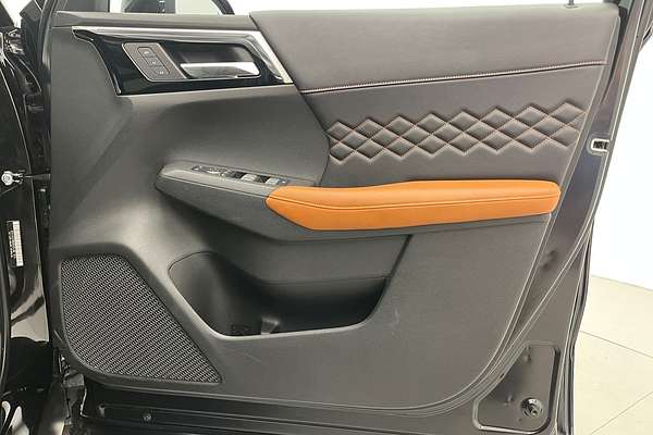 2022 Mitsubishi Outlander PHEV Exceed Tourer ZM