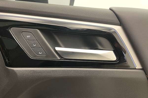 2022 Mitsubishi Outlander PHEV Exceed Tourer ZM